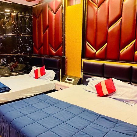 Hotel Mark اوجاين المظهر الخارجي الصورة