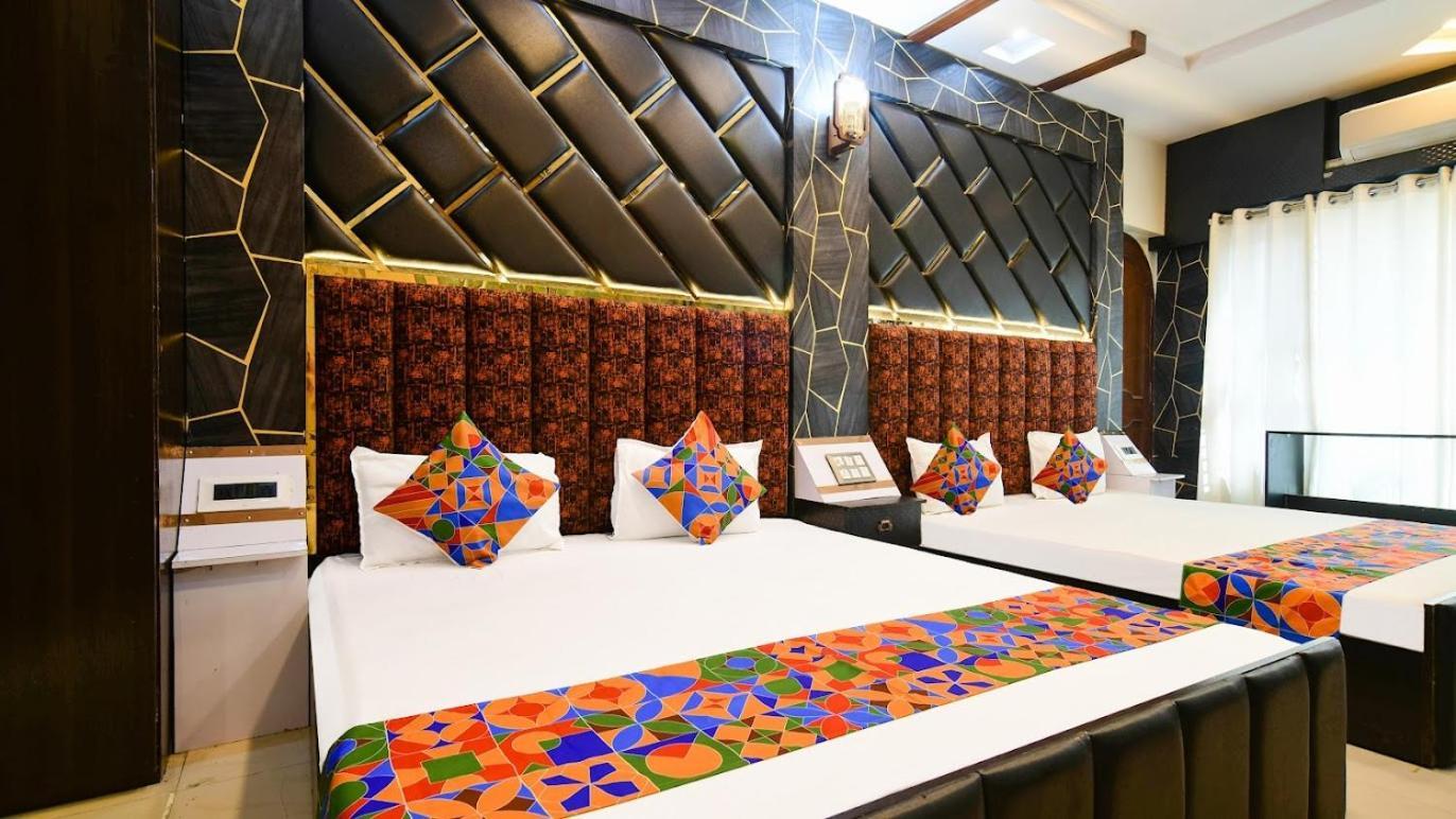 Hotel Mark اوجاين المظهر الخارجي الصورة