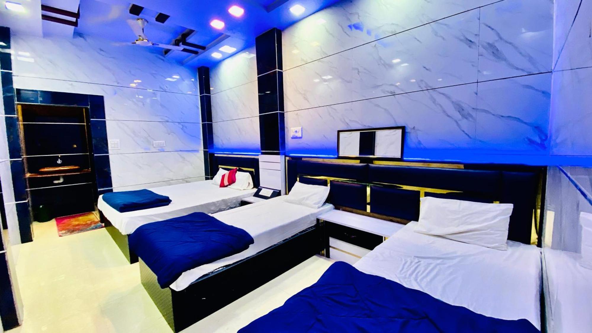 Hotel Mark اوجاين المظهر الخارجي الصورة