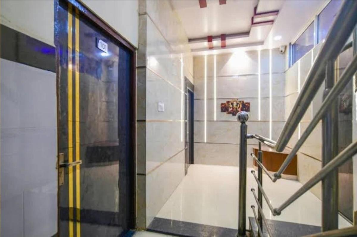 Hotel Mark اوجاين المظهر الخارجي الصورة